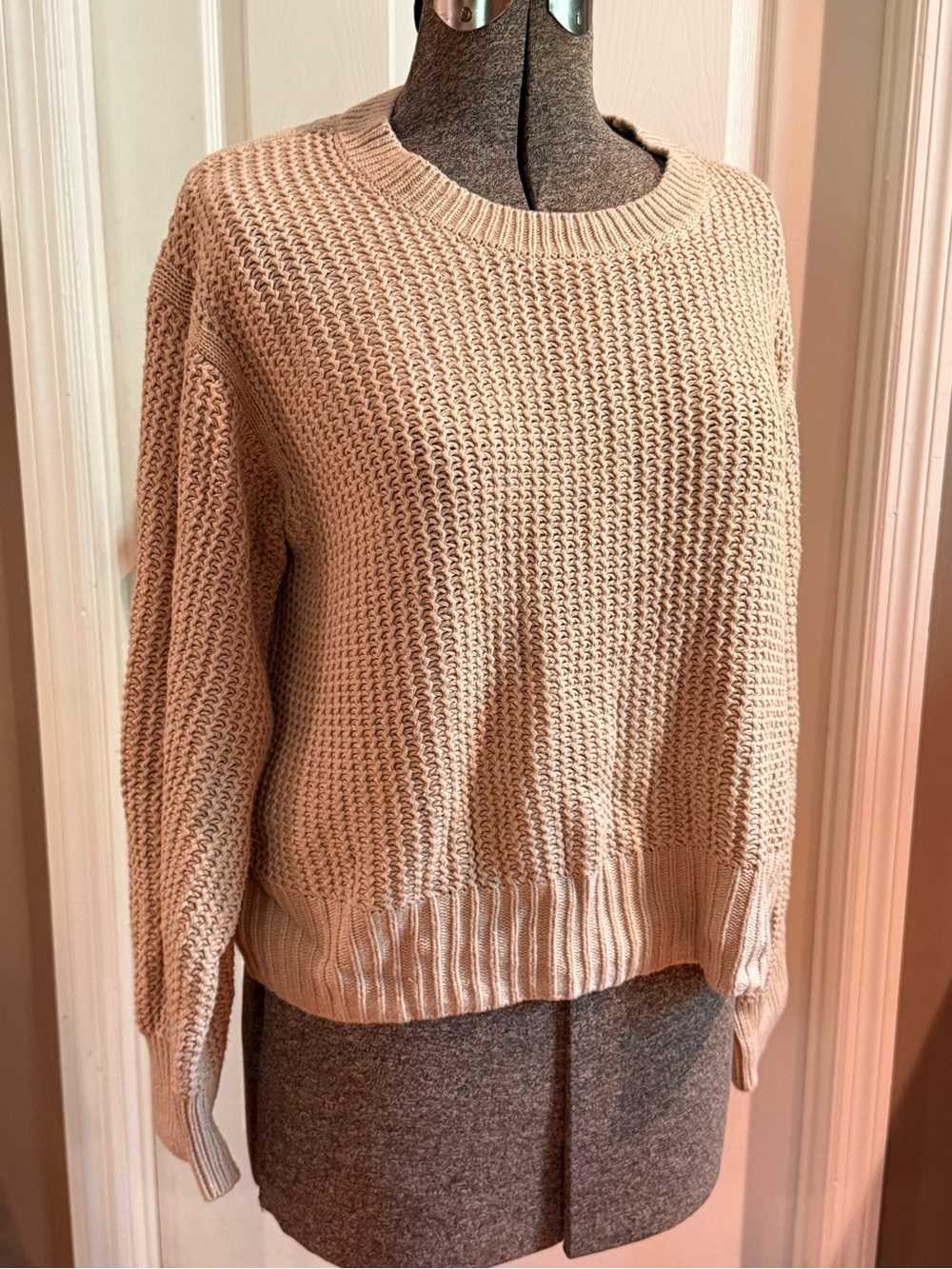 Banana Republic Cream Textured Crewneck Sweater
